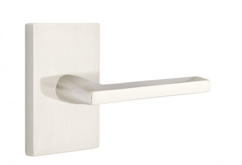 Emtek Helios Lever Modern Rect. Rosette Privacy RH, Satin Nickel